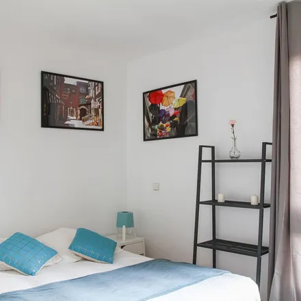 Image 2 - 7 Avenue de l'Alsace-Lorraine, 92500 Rueil-Malmaison, France - Apartment for rent