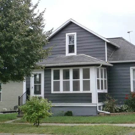 Buy this 2 bed house on 831 Ament Street in Owosso, MI 48867