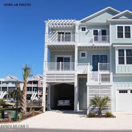 Buy this 4 bed house on 537 Sidbury Avenue in Topsail Beach, Pender County