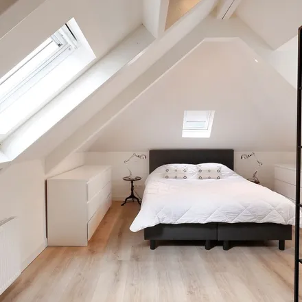 Rent this 2 bed apartment on Molenstraat 8A in 5211 DR 's-Hertogenbosch, Netherlands