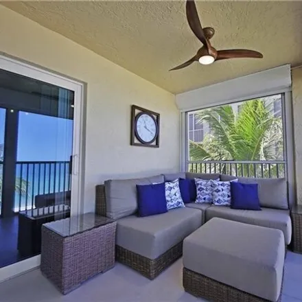 Image 5 - Sandcastle, Gulfshore Drive, Pelican Bay, FL 34108, USA - Condo for rent