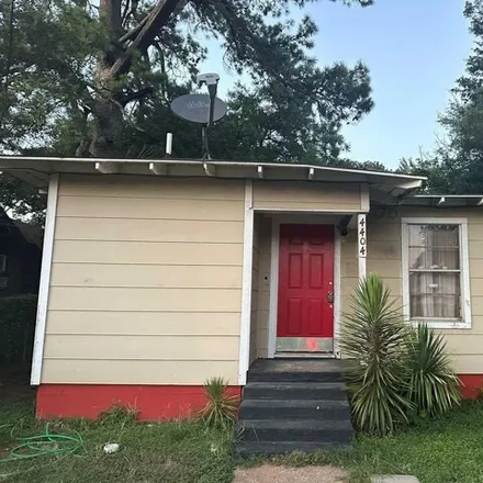 Buy this 3 bed house on 4404 Colonial Ave in Dallas, Texas