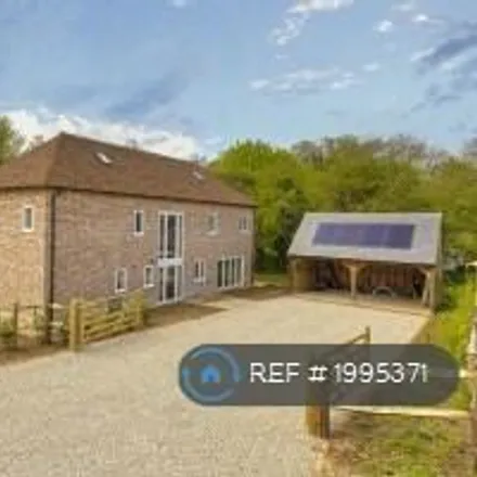 Image 2 - Dean Street, East Farleigh, ME15 6XN, United Kingdom - House for rent