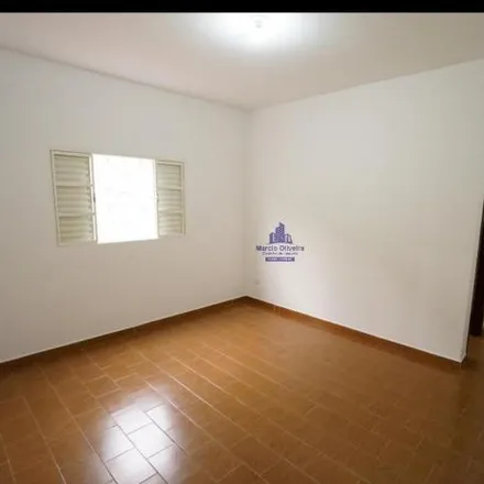 Buy this 3 bed house on Rua Antônio José Garcia in Alto de São Pedro, Taubaté - SP