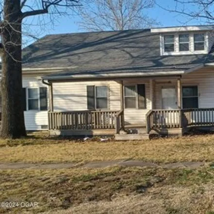Buy this 3 bed house on 414 East 15th Street in Baxter Springs, KS 66713