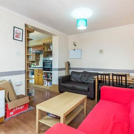 Image 5 - 125 Maroon Street, Ratcliffe, London, E14 7RQ, United Kingdom - Townhouse for rent