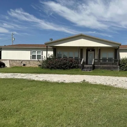 Buy this studio apartment on Summerfield Street in Woodward County, OK 73801