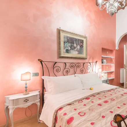 Rent this 2 bed apartment on Via Ghibellina in 8 R, 50121 Florence FI