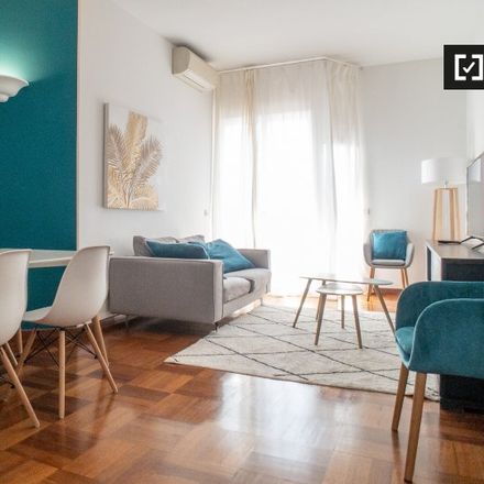 2 Bed Apartment At Via Domenichino 49 149 Milan Milan Italy Rentberry