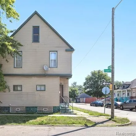 Buy this studio duplex on 3600 Clippert Street in Detroit, MI 48210