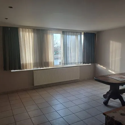Rent this 1 bed apartment on Sint-Truidersteenweg 375 in 3500 Hasselt, Belgium