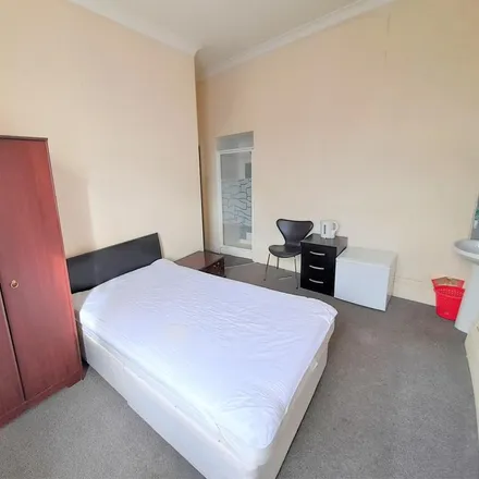 Rent this studio room on Pho Ta in 85 Willes Road, London