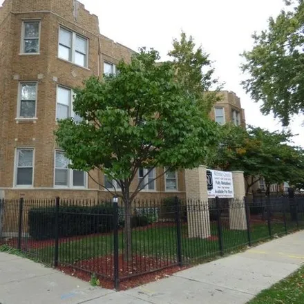 Rent this 2 bed condo on Beat 2521 in 2900 North Kolmar Avenue, Chicago