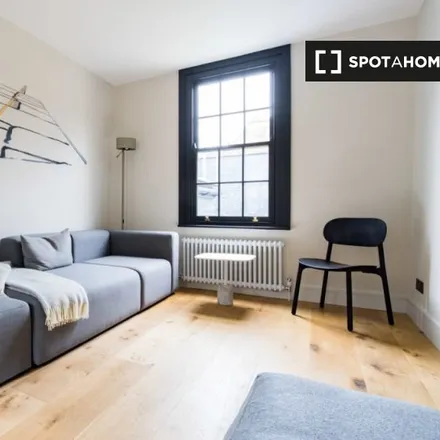 Rent this 3 bed apartment on Kings Arms Court in 15 Islington Park Street, London