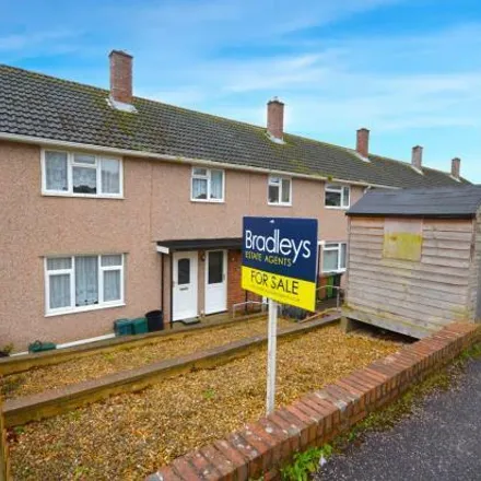 Buy this 3 bed townhouse on 26 Redhills Close in Exeter, EX4 1SF