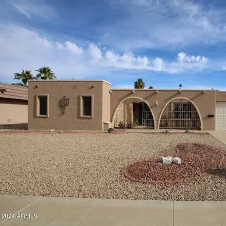 Rent this 2 bed house on 16205 North Desert Holly Drive in Sun City CDP, AZ 85351
