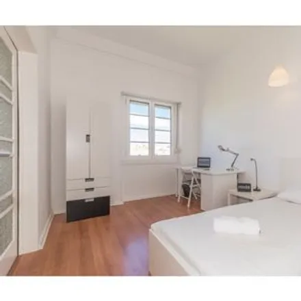Rent this 11 bed room on Alameda Dom Afonso Henriques