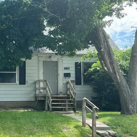 Buy this 2 bed house on 1145 18th Avenue Southwest in West Cedar Rapids, Cedar Rapids