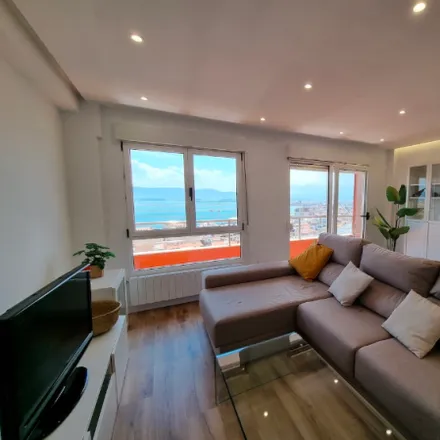Rent this 3 bed apartment on Calle de Macias Picavea in 17, 39003 Santander