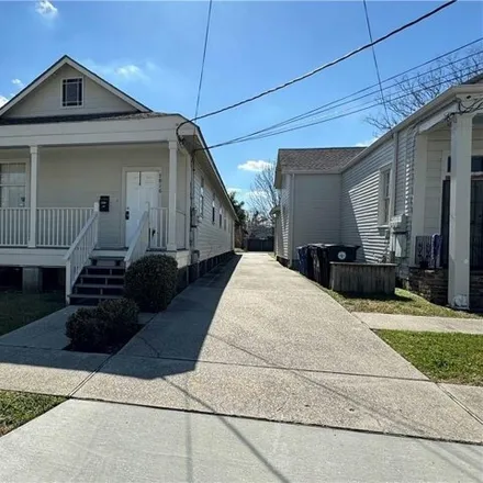 Image 1 - 7818 Cohn Street, New Orleans, LA 70118, USA - House for rent