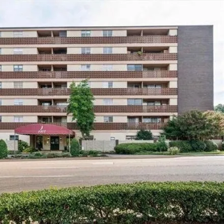 Buy this 1 bed condo on Lenox Place in Morningside Park, Memphis