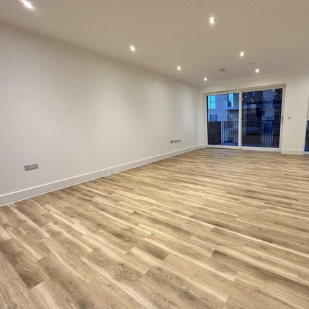 Image 4 - unnamed road, London, NW9 4GD, United Kingdom - Apartment for rent