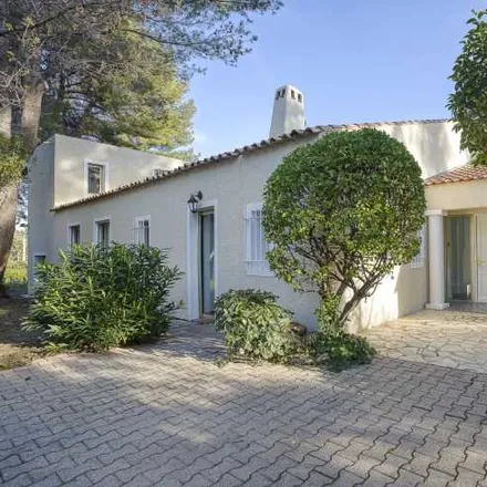 Image 5 - 06250 Mougins, France - House for sale