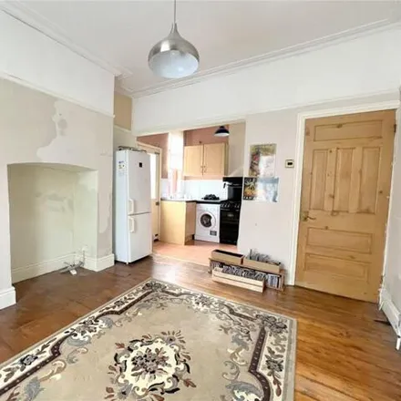 Image 4 - Fitzgerald Road, Liverpool, L13 5XJ, United Kingdom - Townhouse for sale