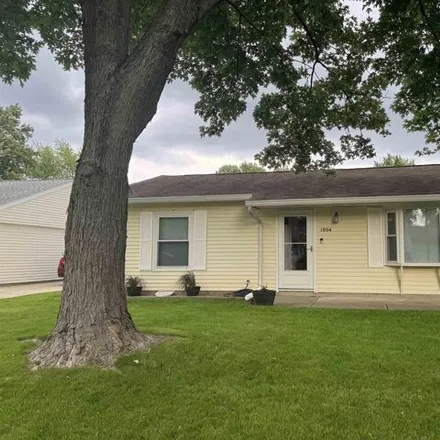 Buy this 3 bed house on 1804 Hastings Road in Springfield, IL 62702