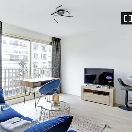 Image 5 - 11 Rue Dufrénoy, 75116 Paris, France - Apartment for rent