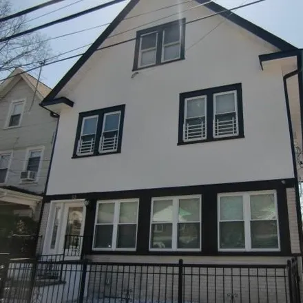 Rent this 3 bed house on 52 7th Street in North Pelham, Village of Pelham