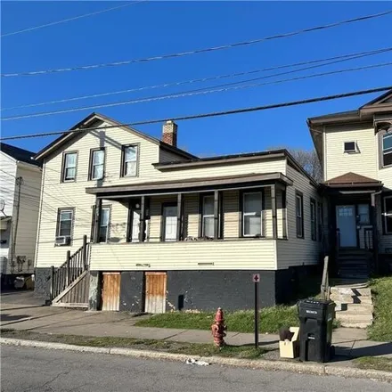 Buy this 9 bed house on 1420 Lodi Street in City of Syracuse, NY 13208