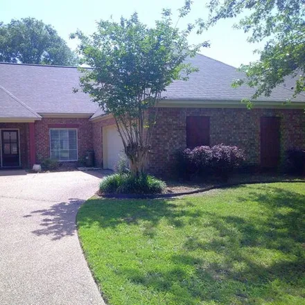 Rent this 3 bed house on Creekside Drive in Madison County, MS