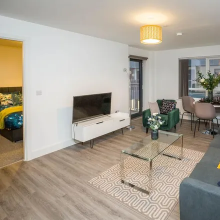 Rent this 2 bed apartment on Hampton in 7 Hurst Street, Chinatown