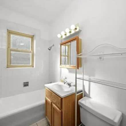 Image 9 - 2217-2233 East 70th Street, Chicago, IL 60649, USA - Condo for sale