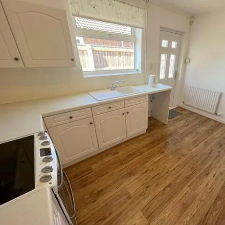 Image 5 - Pytchley Walk, Cleethorpes, DN35 0RS, United Kingdom - House for rent