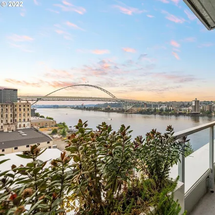Image 6 - Mistral Building, 1310 Northwest Naito Parkway, Portland, OR 97209, USA - Condo for sale
