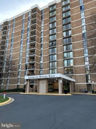 Image 2 - Idylwood Towers, Pimmit Drive, Idylwood, Fairfax County, VA 22043, USA - Condo for sale