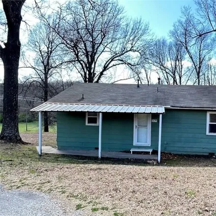 Rent this 2 bed house on 6411 Hendrix Circle in Fayetteville, AR 72704