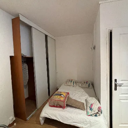 Rent this studio apartment on 4 Place du Parlement in 31000 Toulouse, France