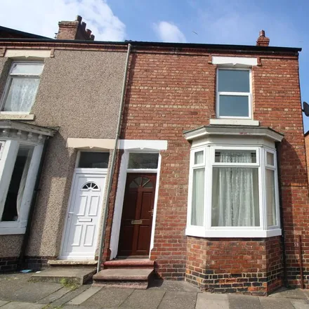 Rent this 2 bed townhouse on Mowden Terrace in Darlington, DL3 6AN