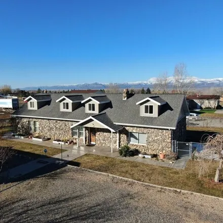 Buy this 5 bed house on 696 East 200 North in Mount Pleasant, Sanpete County