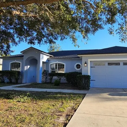 Buy this 3 bed house on 2628 Northeast 27th Street in Ocala, FL 34470