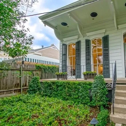 Image 4 - 1121 Foucher Street, New Orleans, LA 70115, USA - House for sale