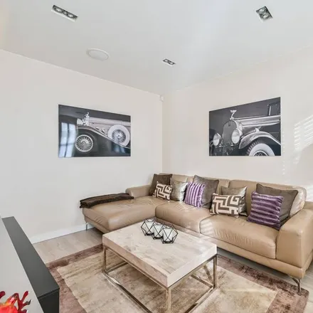 Image 2 - 2 Montpelier Place, London, SW7 1HW, United Kingdom - Townhouse for rent