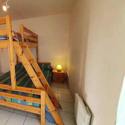 Rent this 2 bed apartment on 85270 Saint-Hilaire-de-Riez