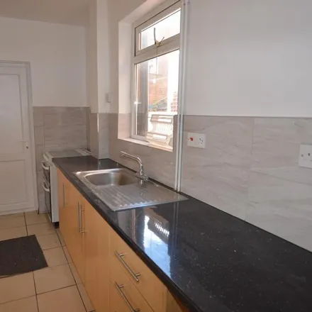 Image 3 - Skipworth Street, Leicester, LE2 1GD, United Kingdom - Townhouse for rent
