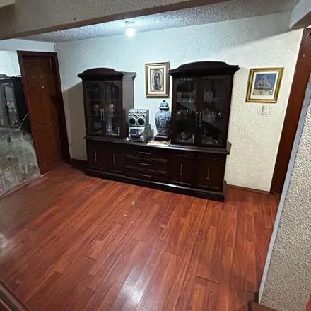 Buy this 5 bed house on Privada Dorado in Colonia Valle Dorado, 52950 Tlalnepantla