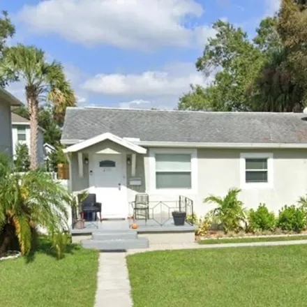 Rent this 2 bed house on 2120 West Lemon Street in Tampa, FL 33609