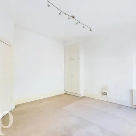 Image 5 - Limoncello, 8-9 Moor Street, London, W1D 5ND, United Kingdom - Apartment for rent